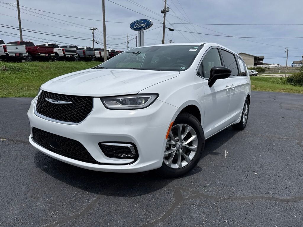 2026 CHRYSLER Pacifica