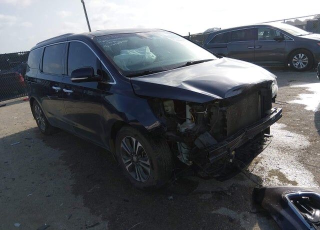 2021 KIA Sedona