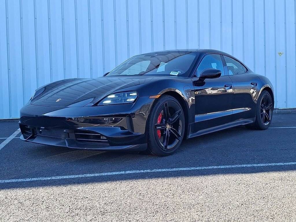 2026 PORSCHE Taycan