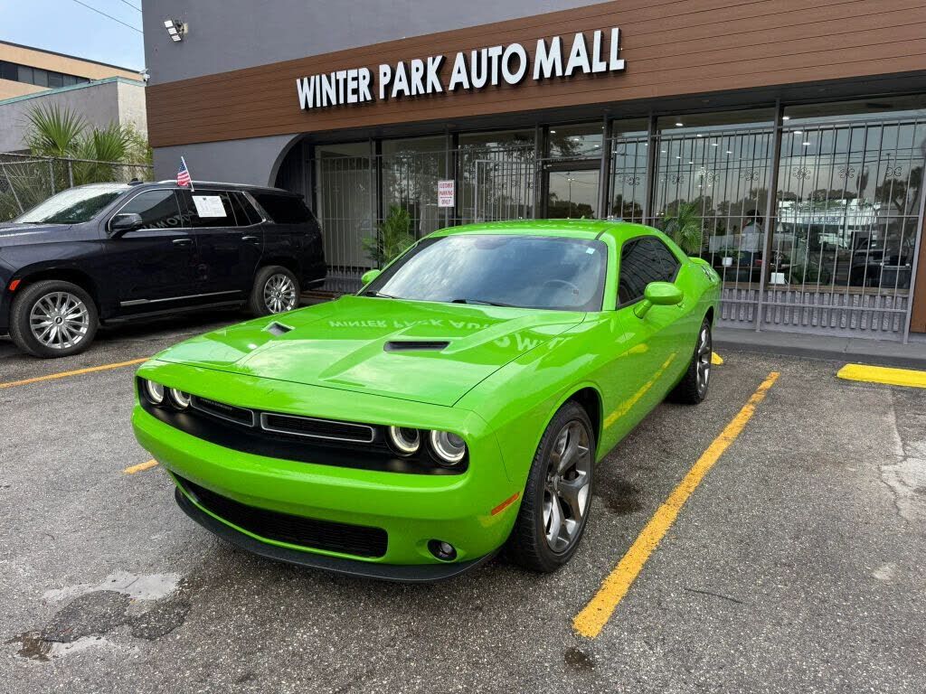 2017 DODGE Challenger