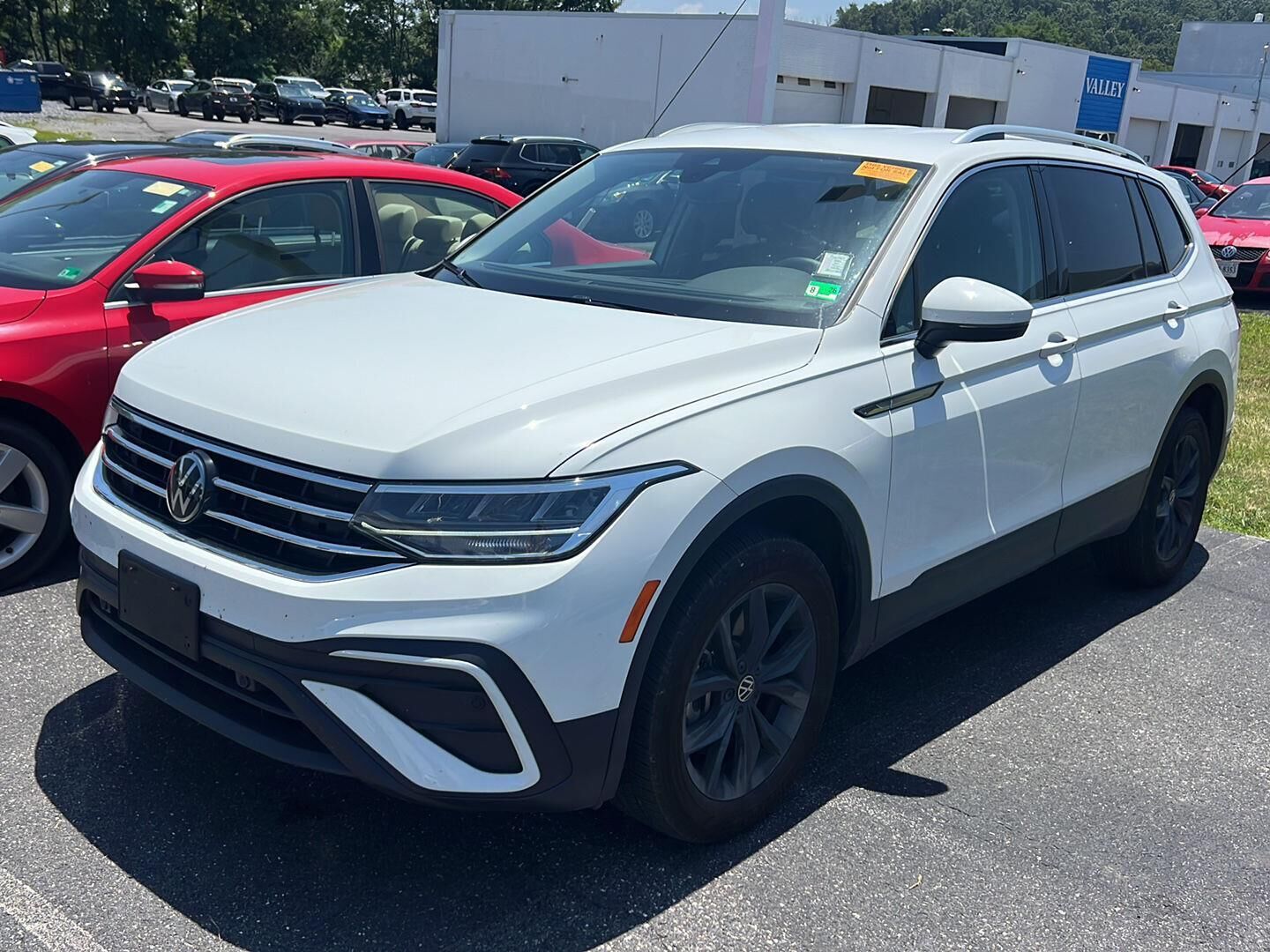 2024 VOLKSWAGEN Tiguan 4Motion