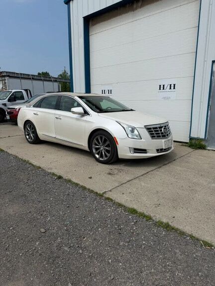 2013 CADILLAC XTS
