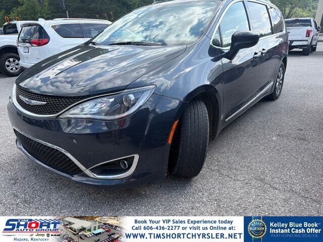 2020 CHRYSLER Pacifica