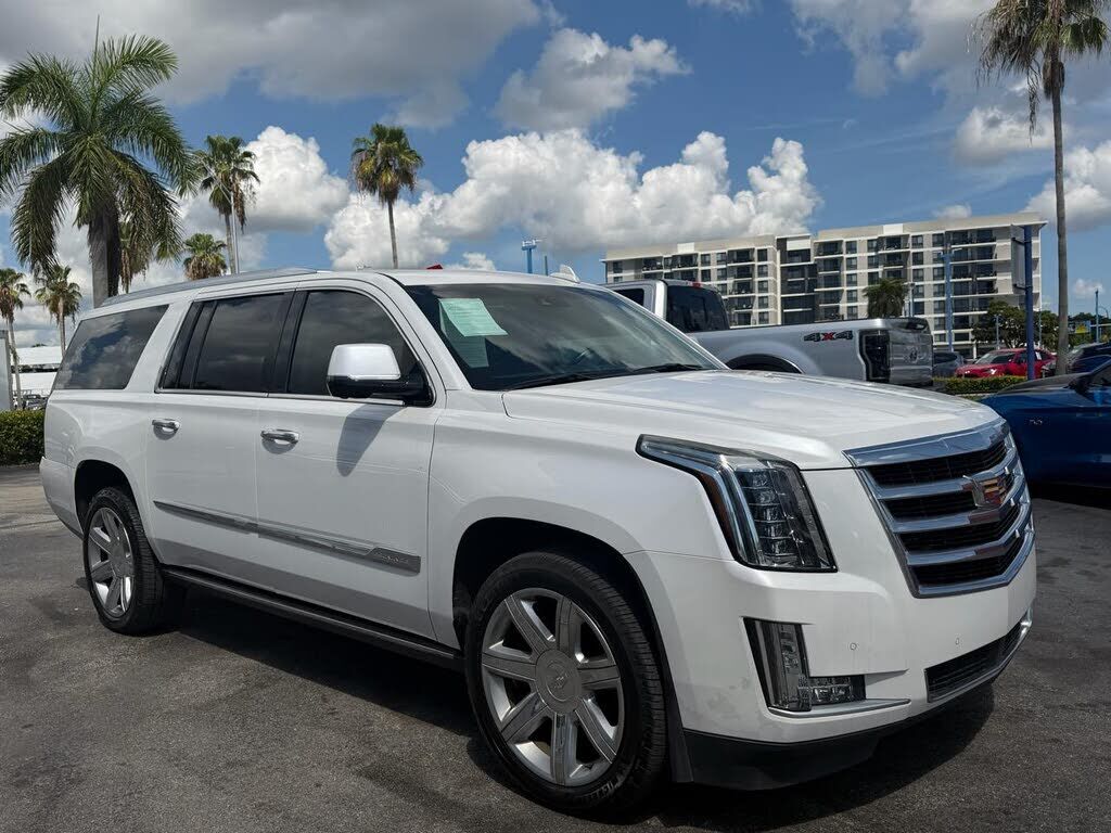 2016 CADILLAC Escalade