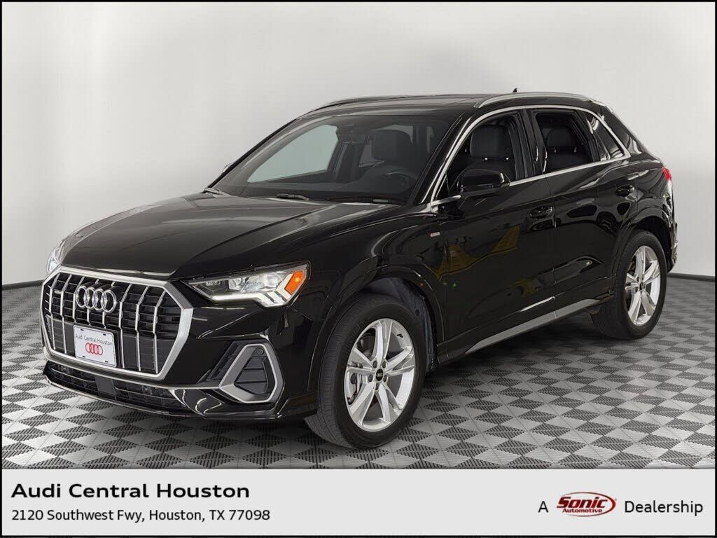 2024 AUDI Q3