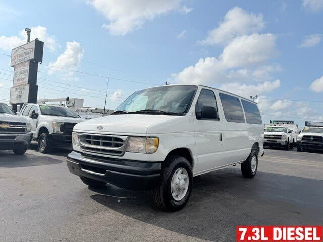 2001 FORD E-350