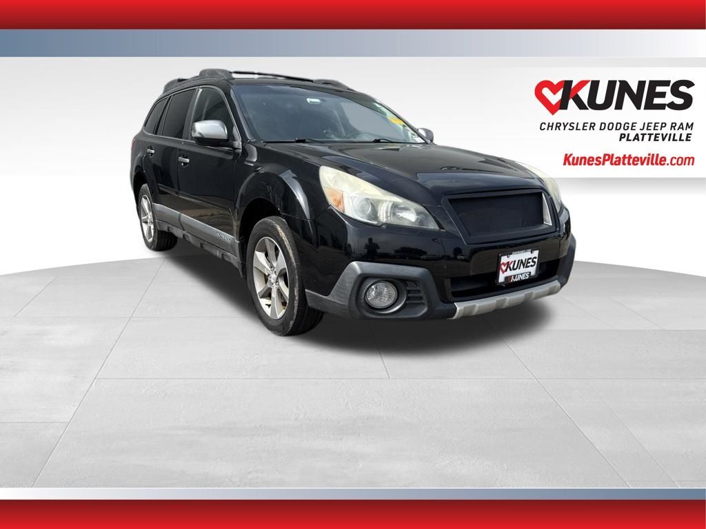2013 SUBARU Outback