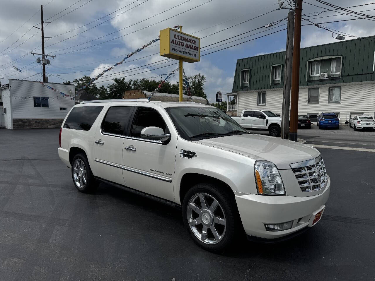 2011 CADILLAC Escalade