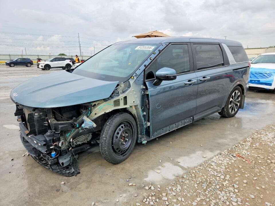 2022 KIA Carnival