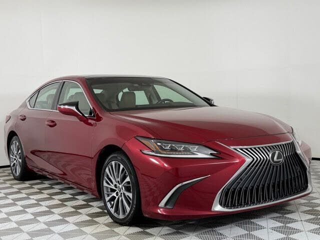 2019 LEXUS ES