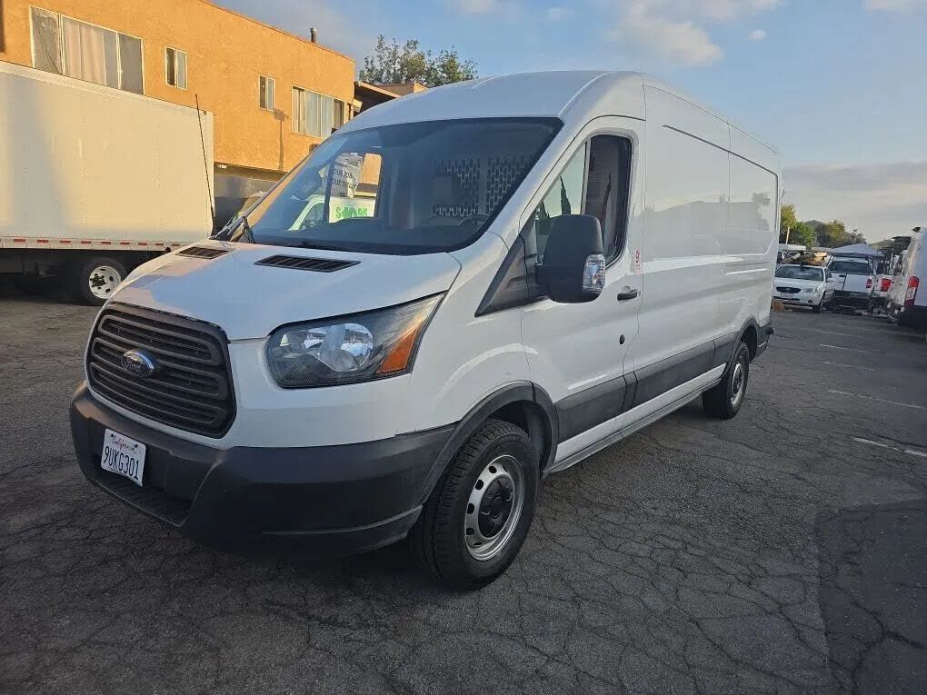 2019 FORD Transit