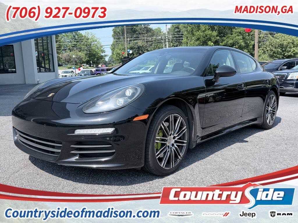 2016 PORSCHE Panamera