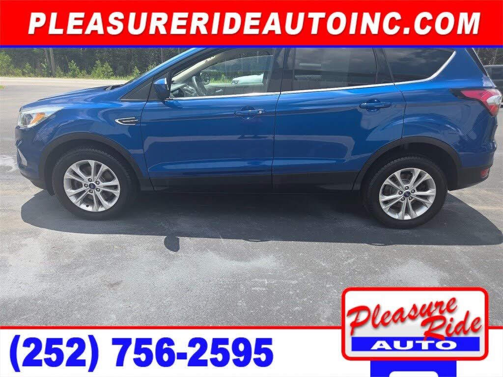2017 FORD Escape