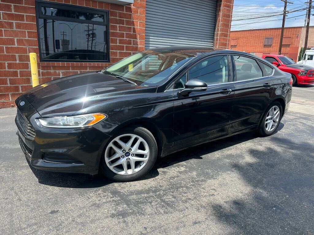 2015 FORD Fusion
