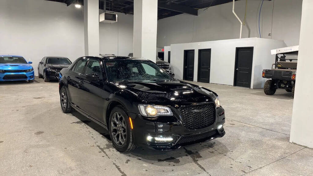 2018 CHRYSLER 300