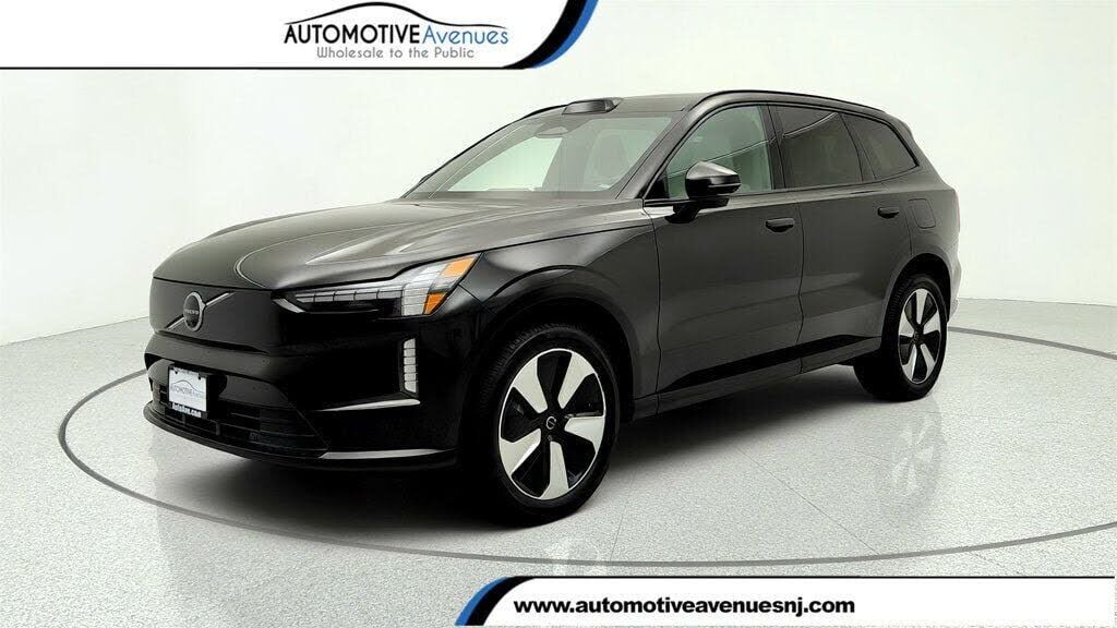2025 VOLVO EX90