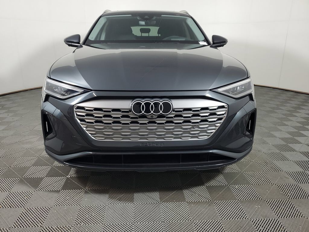 2024 Audi Q8