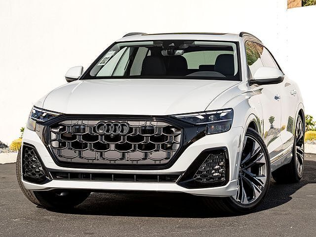2026 AUDI Q8
