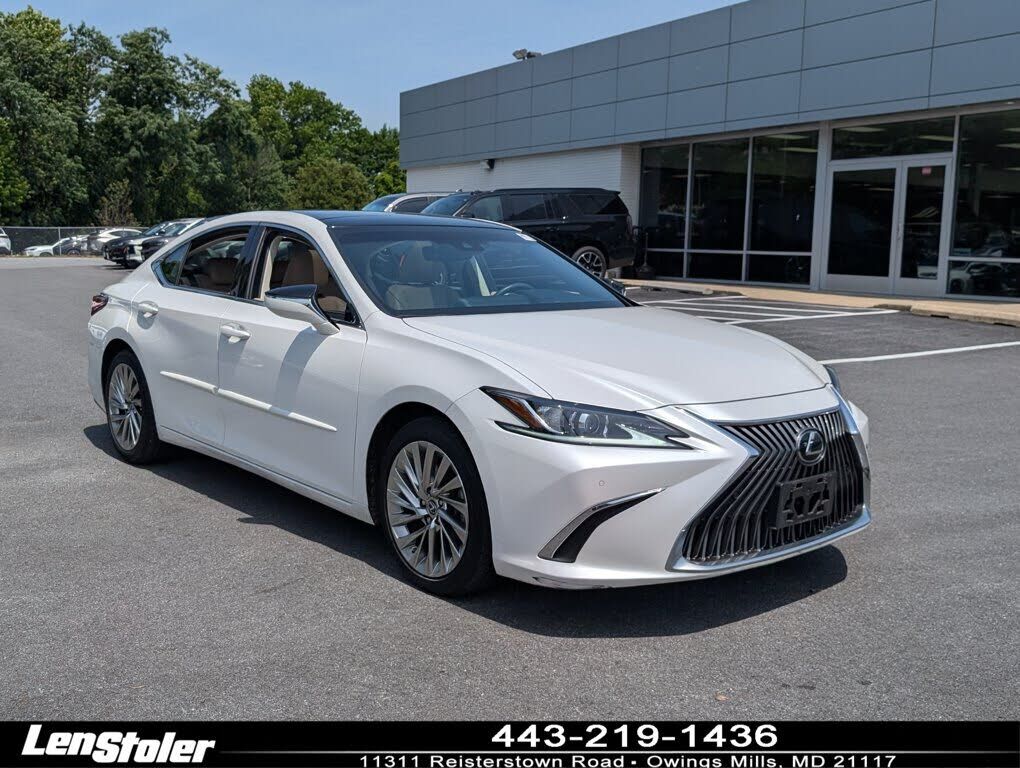 2020 LEXUS ES