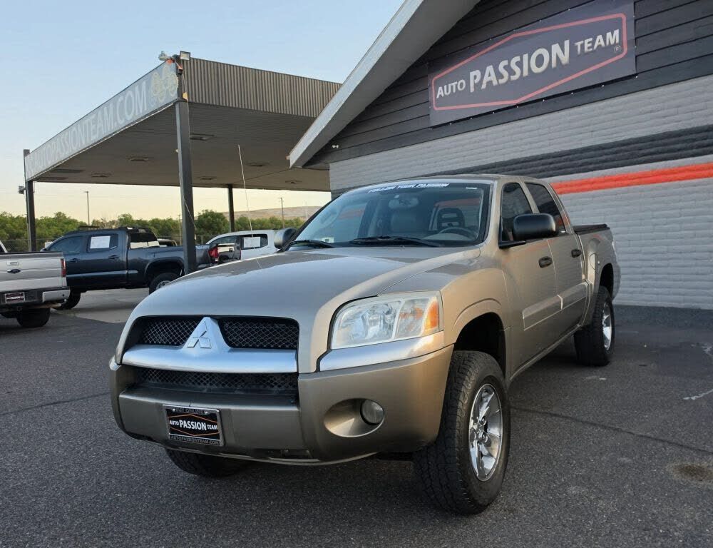 2006 MITSUBISHI Raider