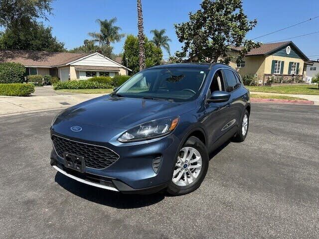 2020 FORD Escape