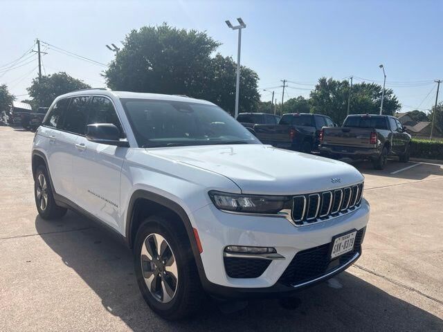 2022 JEEP Grand Cherokee