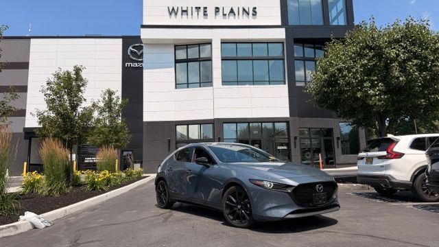 2023 MAZDA Mazda3