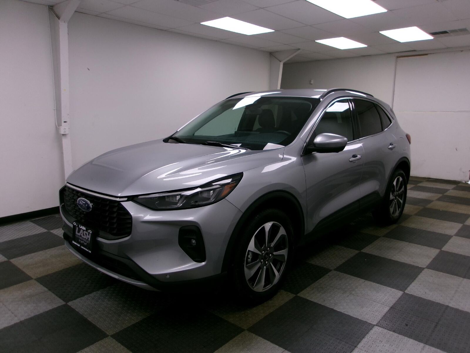 2024 FORD Escape