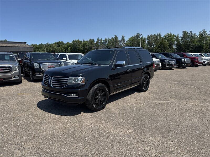 2017 LINCOLN Navigator