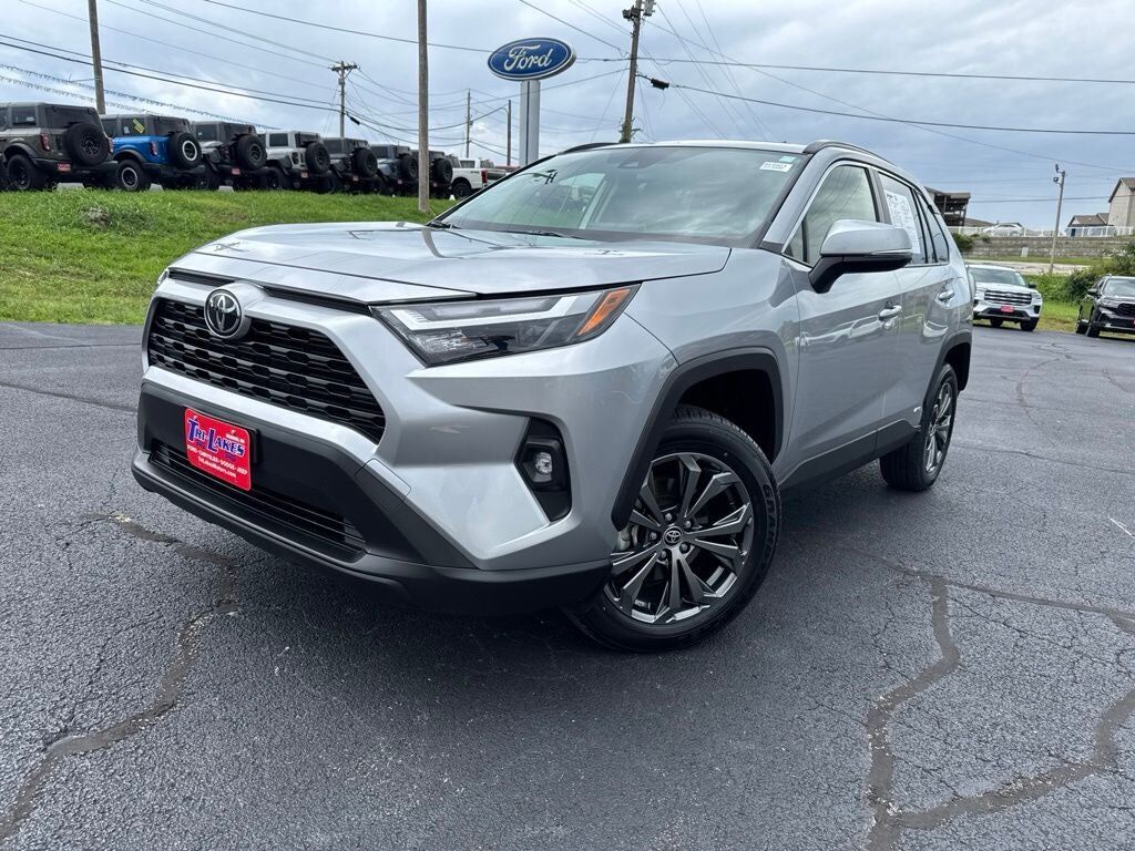2025 TOYOTA RAV4