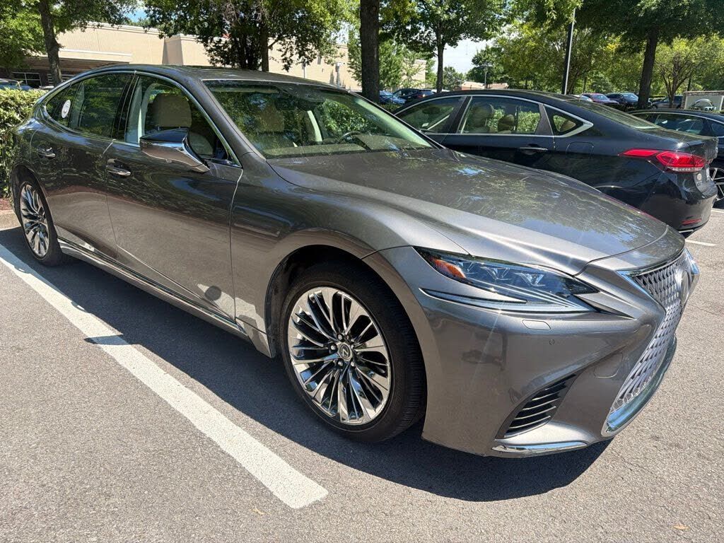2019 LEXUS LS