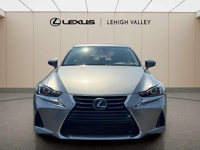 2019 LEXUS IS