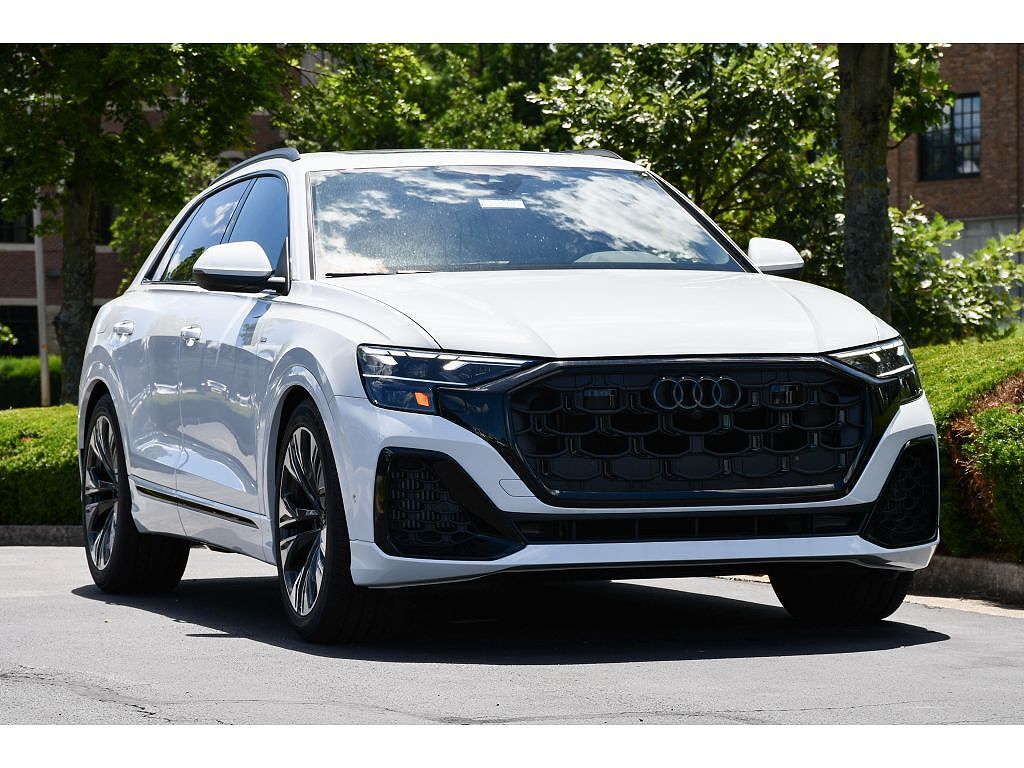 2026 Audi Q8