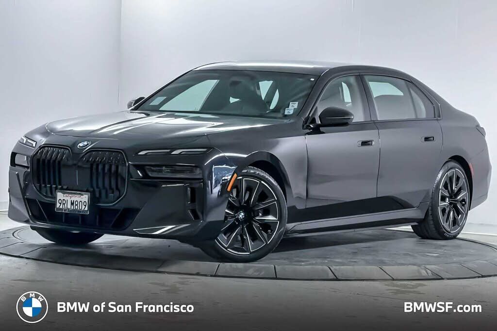 2025 BMW i7