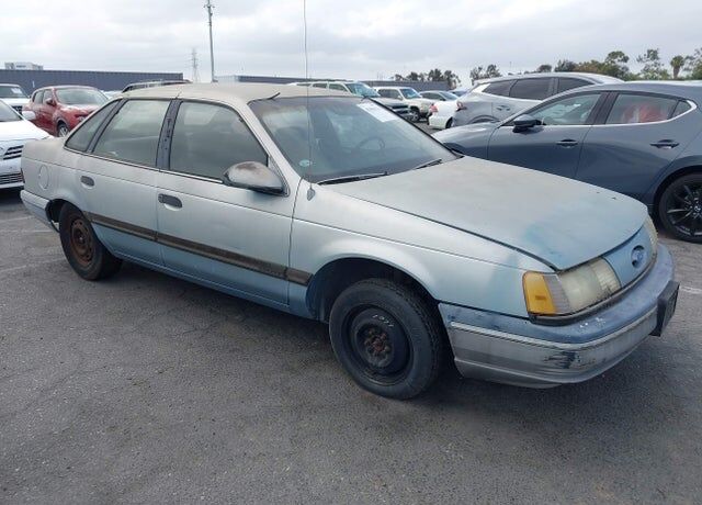 1990 FORD Taurus