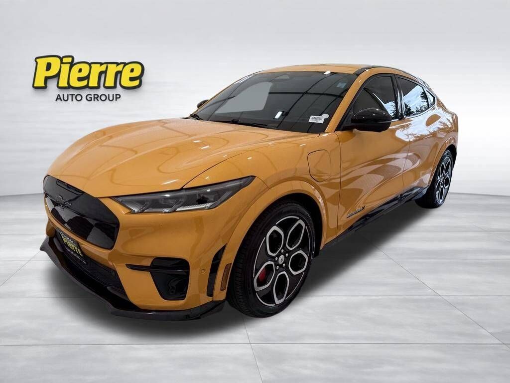 2021 FORD Mach-E