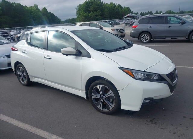 2022 NISSAN Leaf