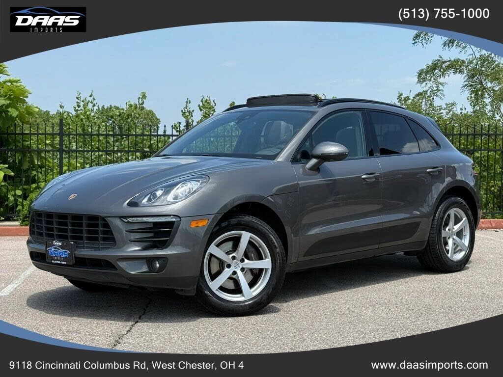 2018 PORSCHE Macan