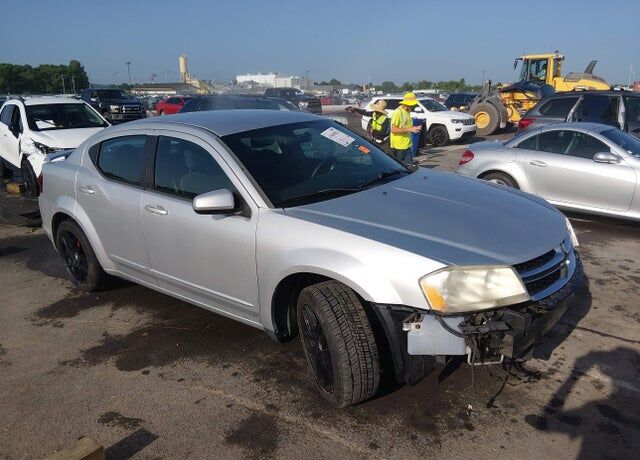 2011 DODGE Avenger