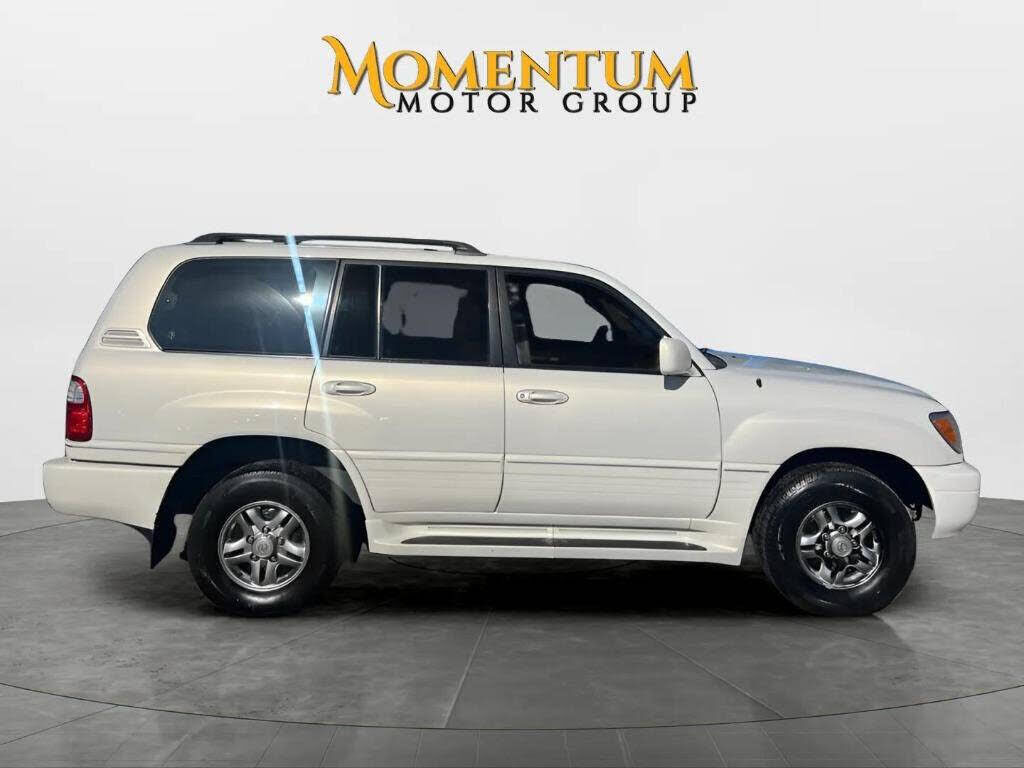 2002 LEXUS LX