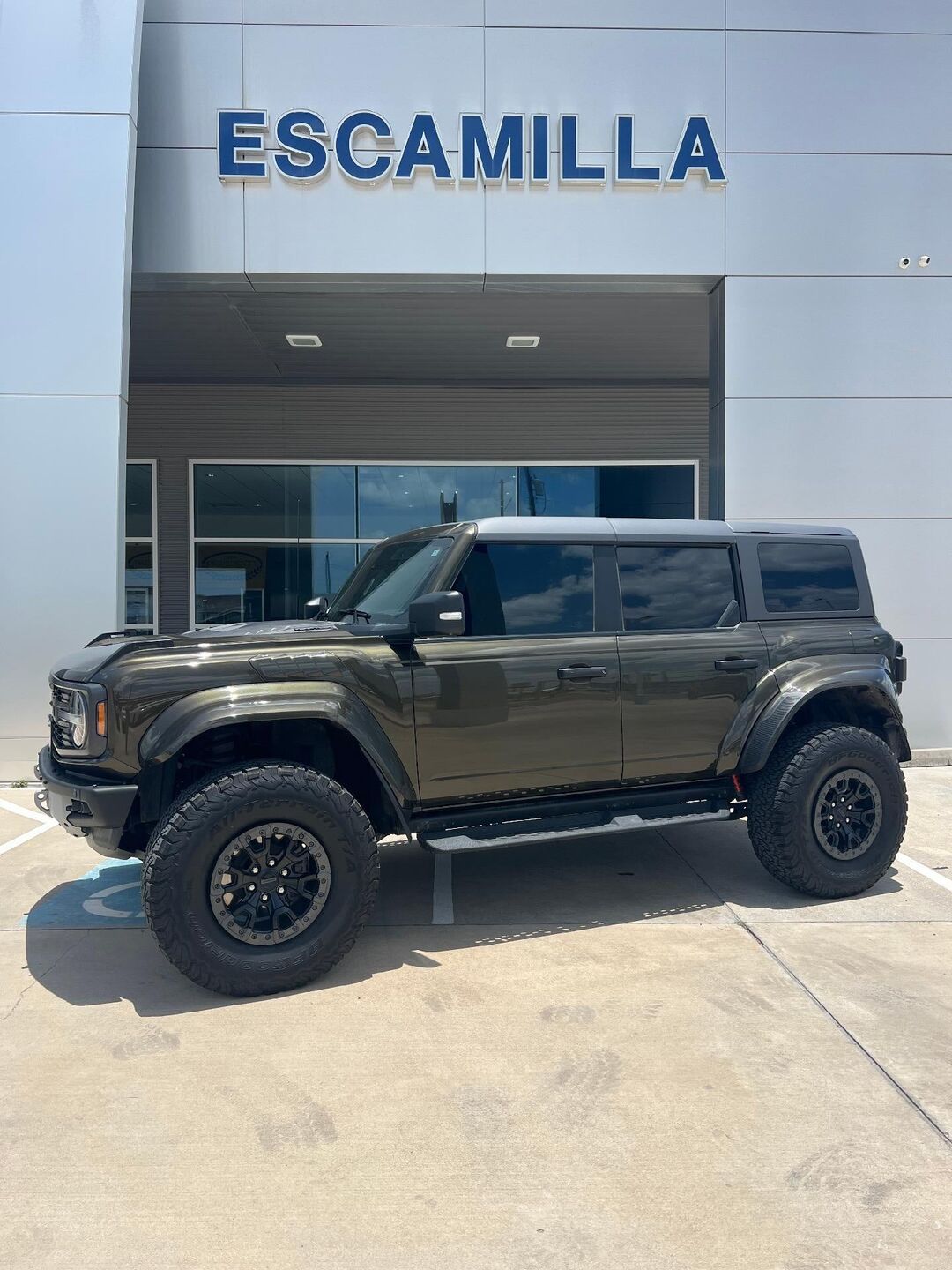 2024 FORD Bronco