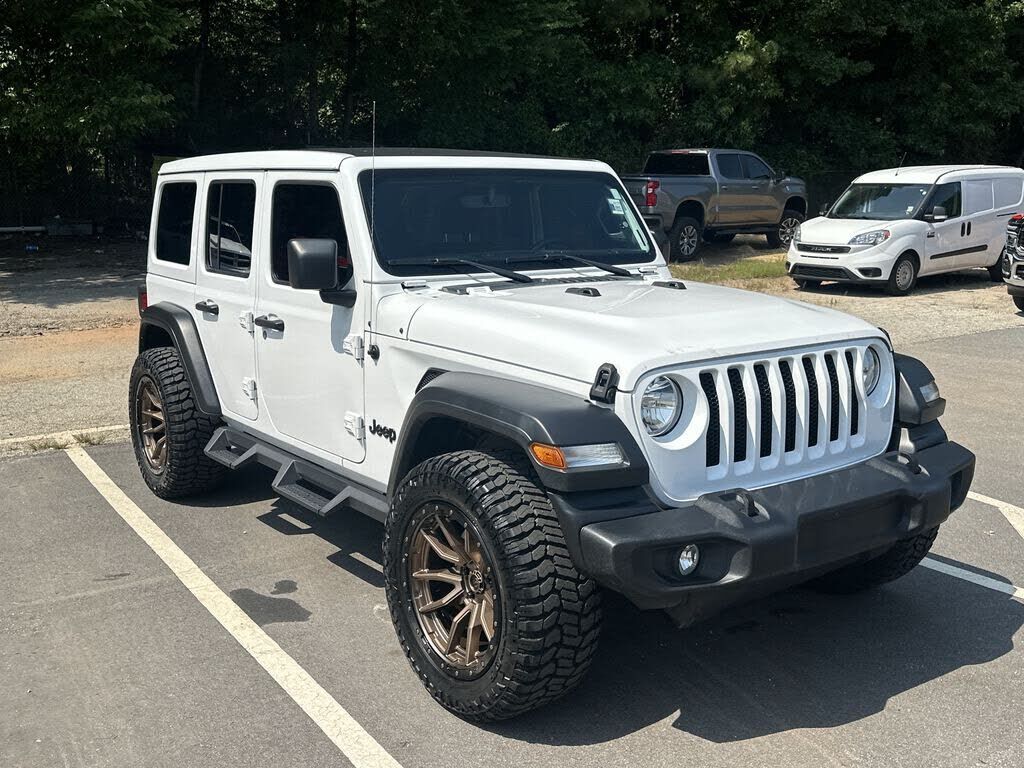 2022 JEEP Wrangler