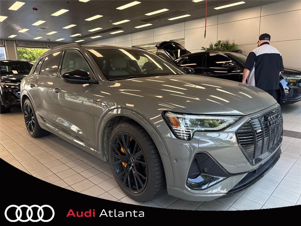 2023 AUDI e-tron