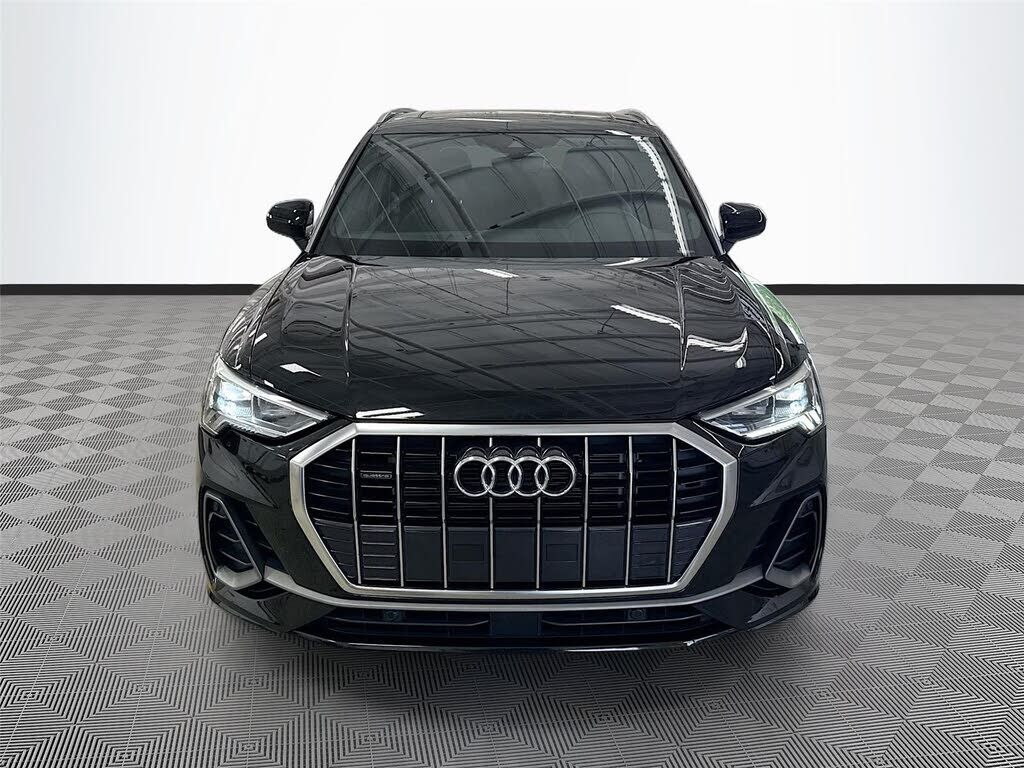 2023 Audi Q3