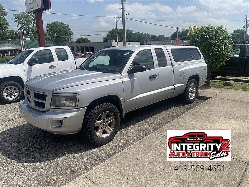 2011 DODGE Dakota