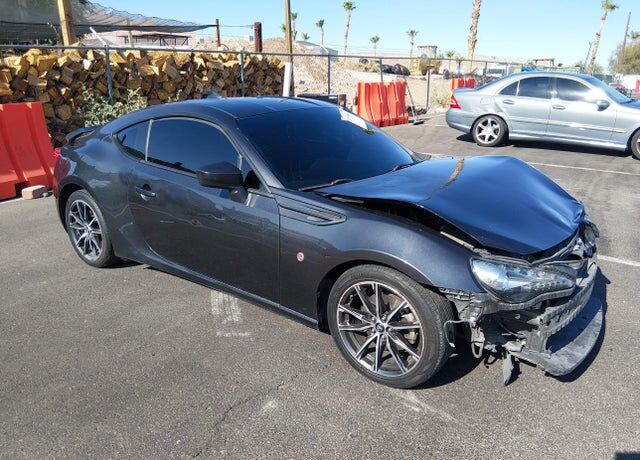 2017 TOYOTA 86