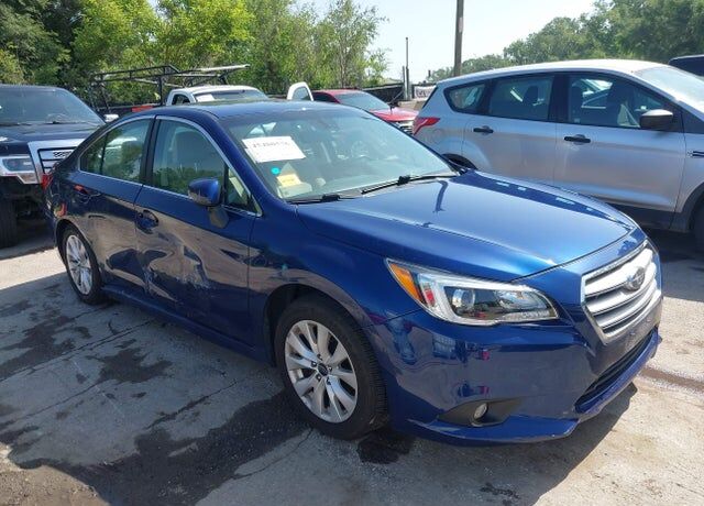 2017 SUBARU Legacy