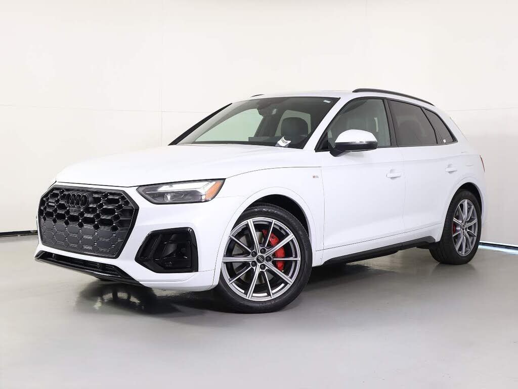 2024 AUDI Q5 e