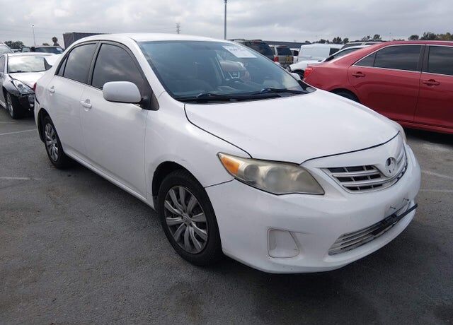 2013 TOYOTA Corolla