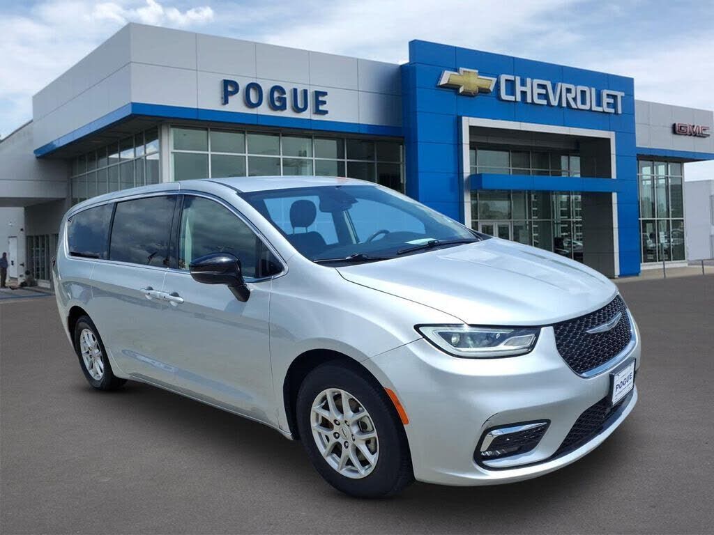 2024 CHRYSLER Pacifica